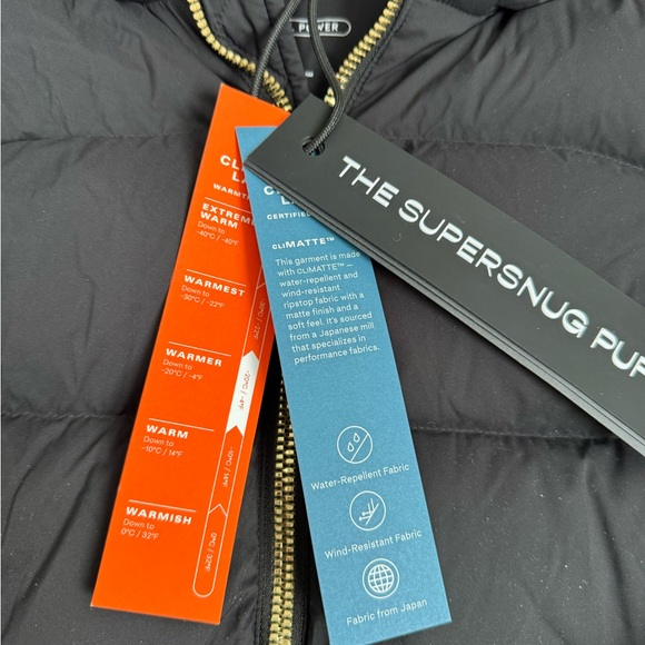 aritzia supersnug off climate medium nwt black with gold zipper - Picture 2 of 5